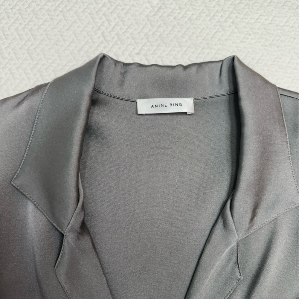 Anine Bing Grey Silk Long Sleeve Button Down Blouse Size S - Picture 15 of 15